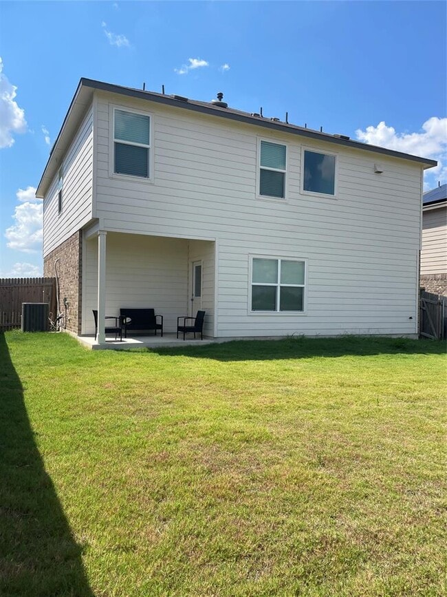 Building Photo - 109 Seminole Dr