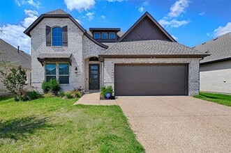Building Photo - 3511 Clara Dr