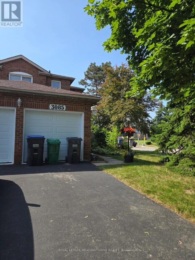 Primary Photo - 3085 Osbourne Rd