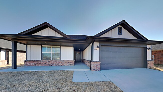 Foto del edificio - 4 Bed 2 Bath Home in Shawnee