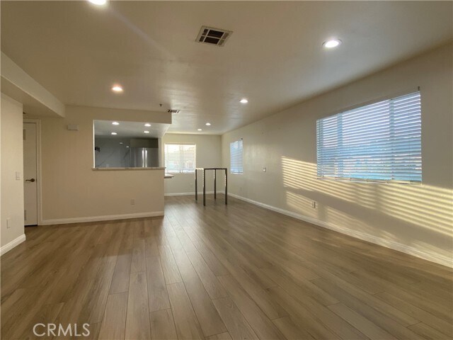 Building Photo - 4641 Huntington Dr S
