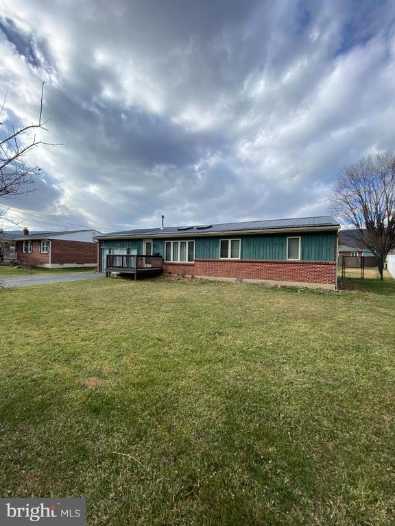 Foto del edificio - 1030 Georgia Ave