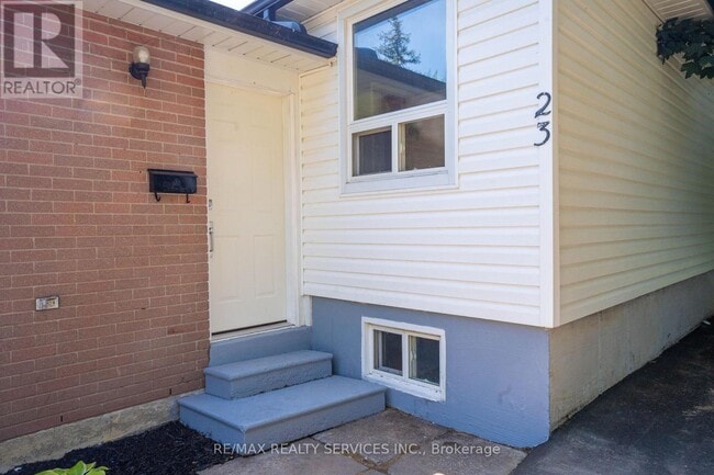 Building Photo - 23 Fidelia Crescent
