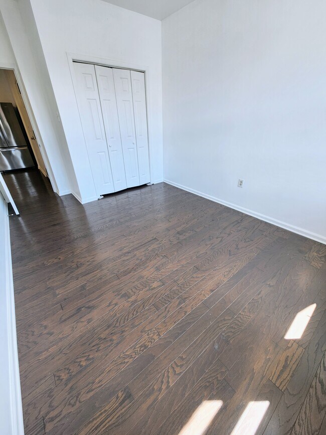 Foto del edificio - 5170 Butler St