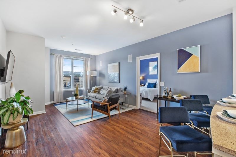 Foto principal - 2 Brownstone Way