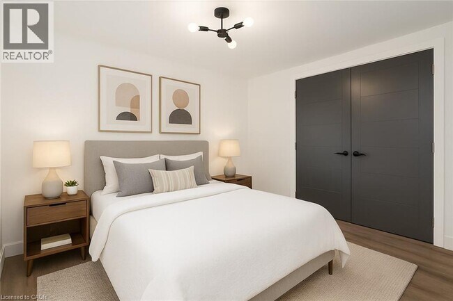 Building Photo - 19 Munn St