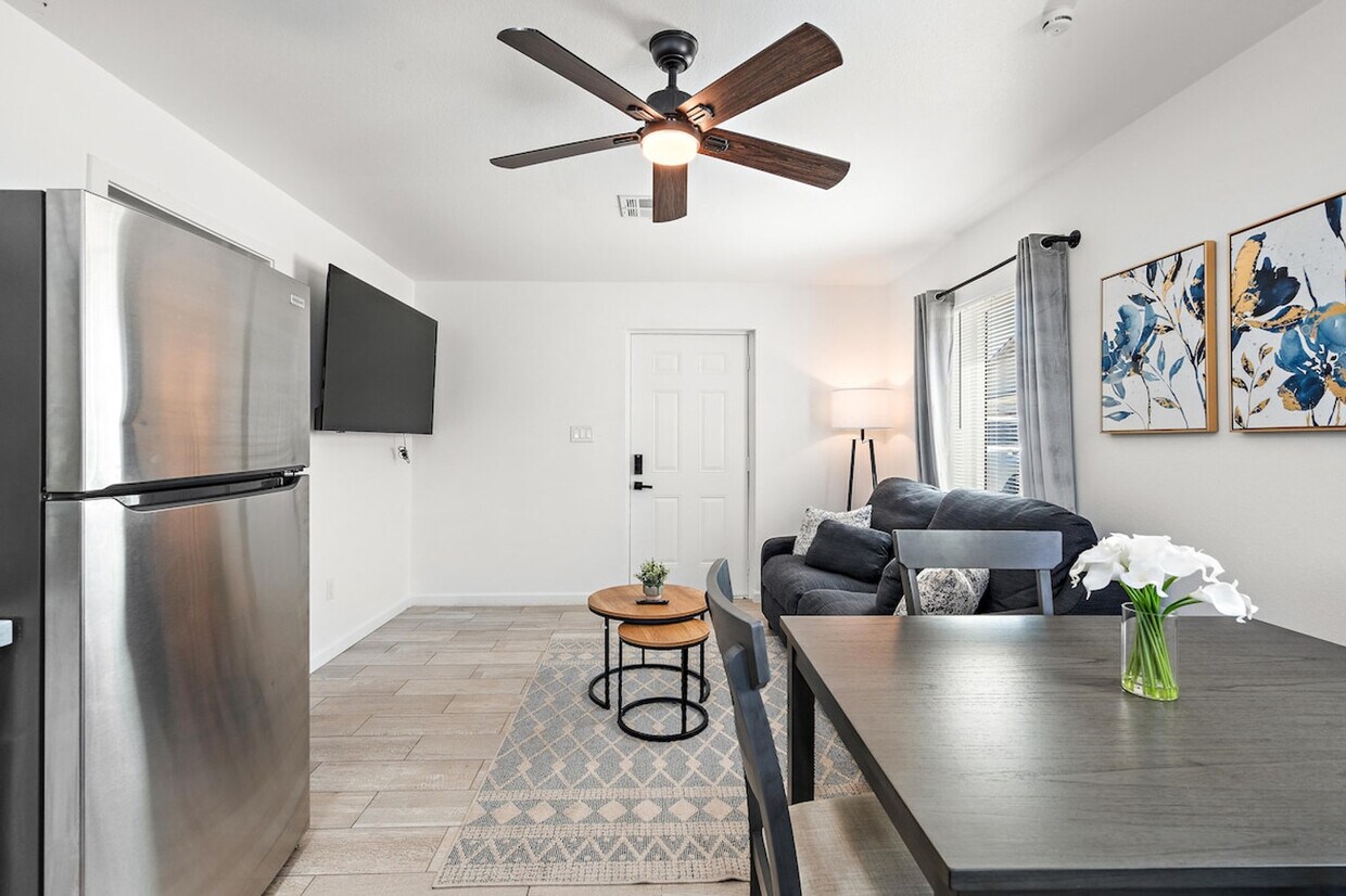 Foto principal - 2302 W Colter St