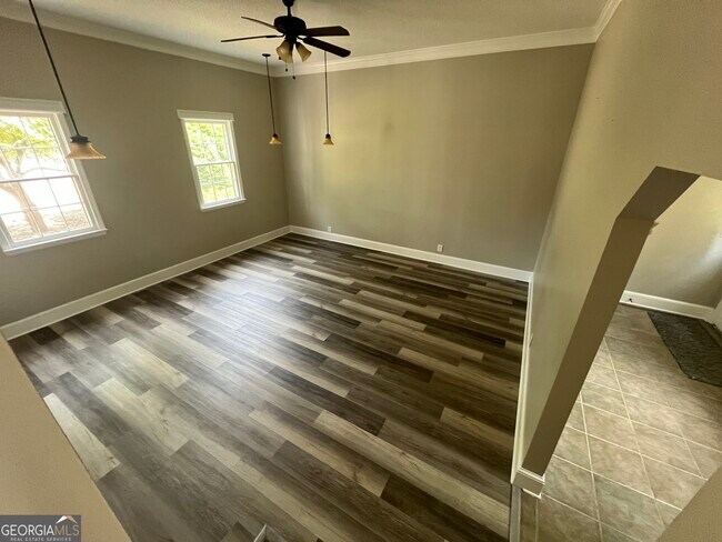 Foto del edificio - 55 Nickel Ln