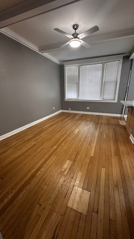Foto del edificio - 4444 S Indiana Ave