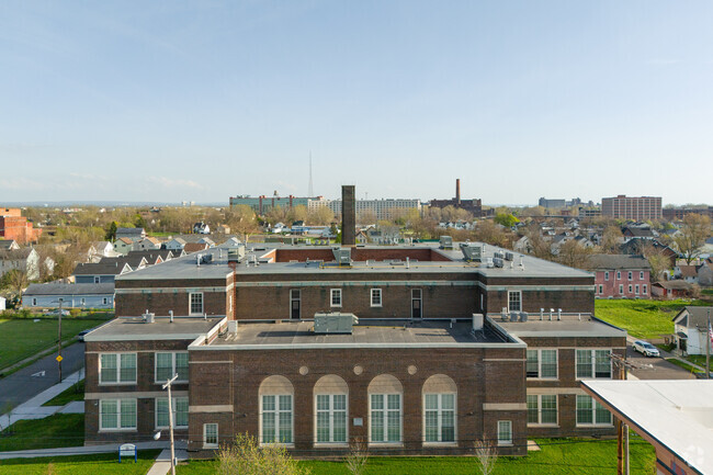 57 Howard St - 75 Apartments