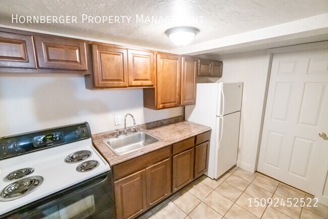 Foto del edificio - 1108 W 12th Ave