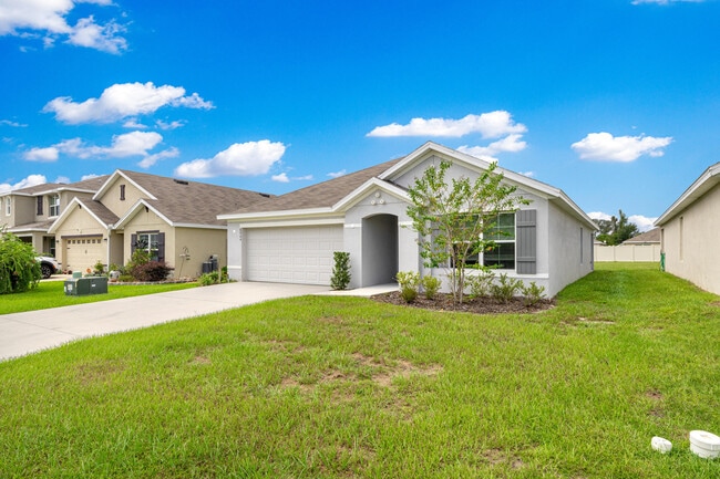 Building Photo - 8904 SW 50th Ter