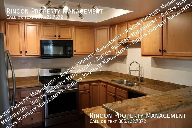 Building Photo - 720 Nandina Pl