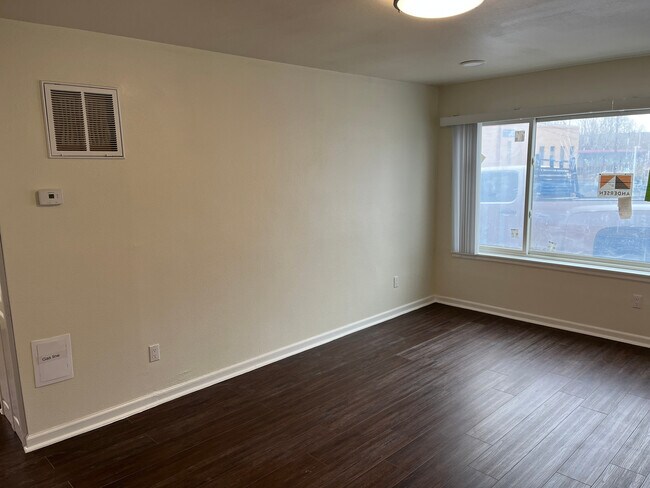 Foto del edificio - 1715 N Greenwood St