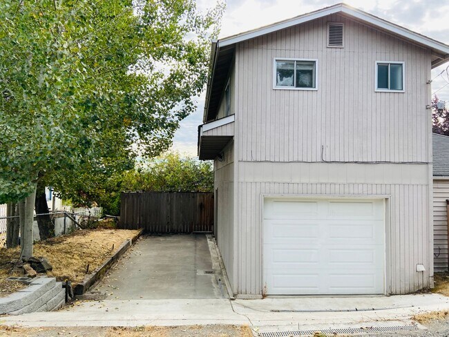 Foto del edificio - Cute 3 Bedroom Home in the Heart of West S...