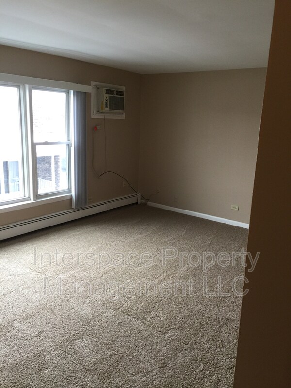 Building Photo - 9841 S Harlem Ave