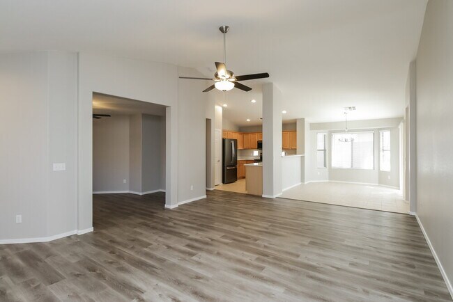 Foto del edificio - 3041 E Pinto Valley Rd