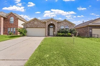Building Photo - 285 Country Crossing Cir