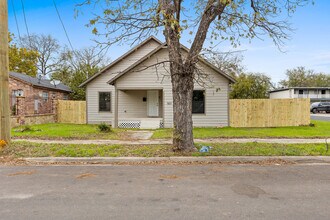 Building Photo - 507 Harbour Ave