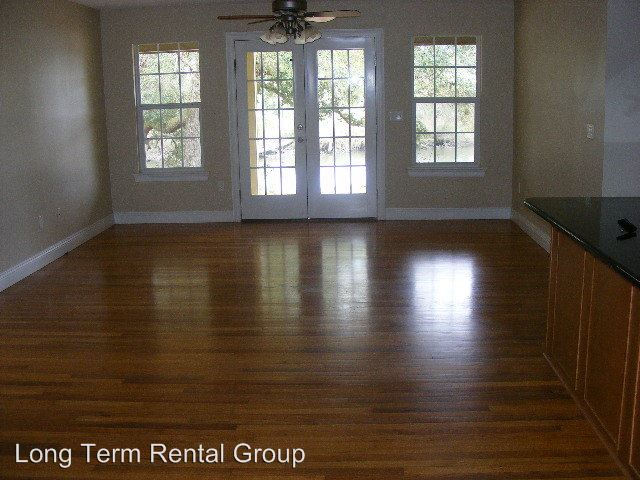 Foto del edificio - 3 br, 3 bath House - 7274 Zwicker Ln.