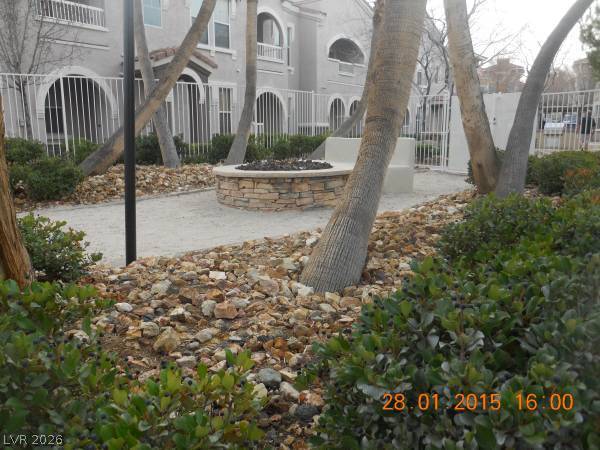 Foto del edificio - 9975 Peace Way