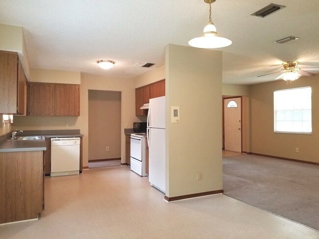 Foto del edificio - 12218 Yellow Bluff Rd