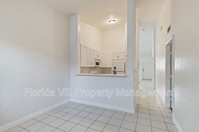 Building Photo - 1663 SE 29th St