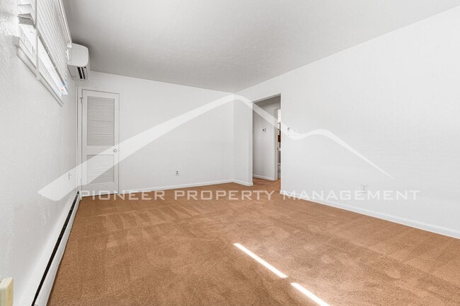 Photo - Charming Unit with Central AC,  Washer/Dryer, And Water, Sewer, Electric/Gas, and Trash removal I... Townhome
