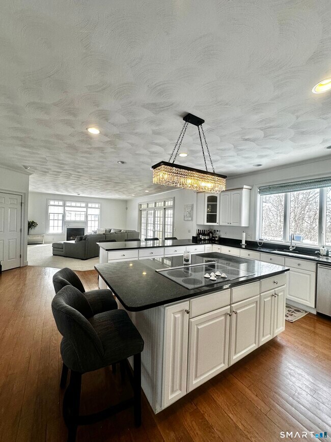 Foto del edificio - 9 Leeward Ln