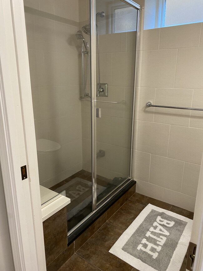 Photo du bâtiment - 2068 W 44th Ave