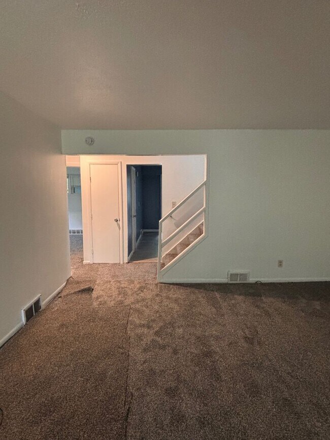 Foto del edificio - 4684 Green Rd