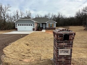 Building Photo - 17250 Lantana Loop