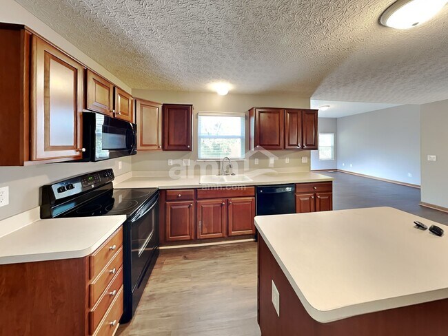 Building Photo - 1866 Pinnacle Club Dr