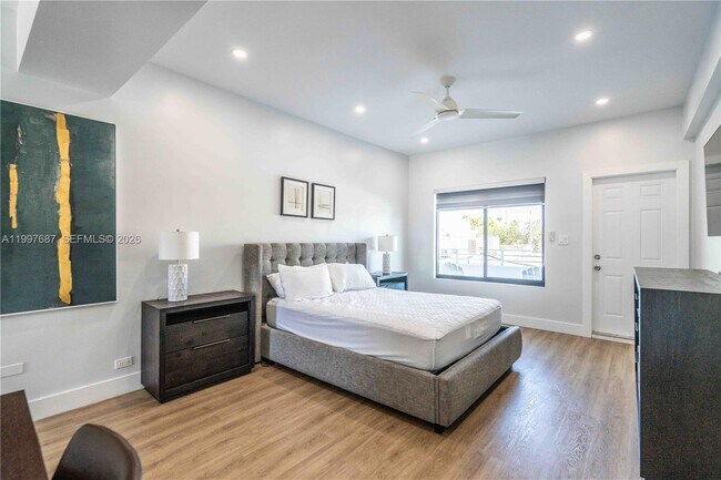 Foto del edificio - 1191 71st St