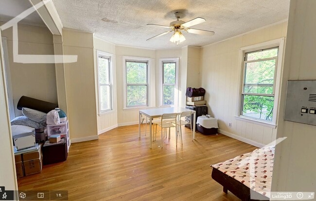 Photo - No Brokers Fee, Desirable BU Location, Walk to School, Wat-in Kitchen, Dishwasher, Deck, Laundry ... Apartment