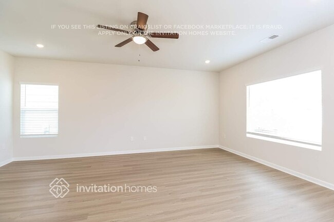 Building Photo - 3331 Fox Hall Dr