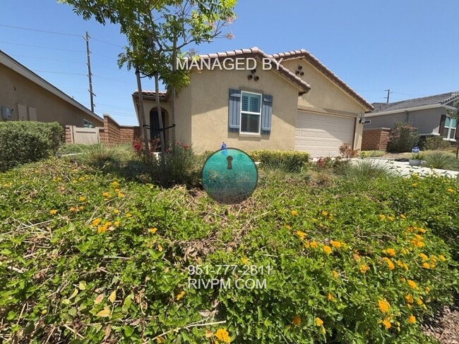 Building Photo - WELCOME TO YOUR FUTURE HOME IN SPRING MOUN...