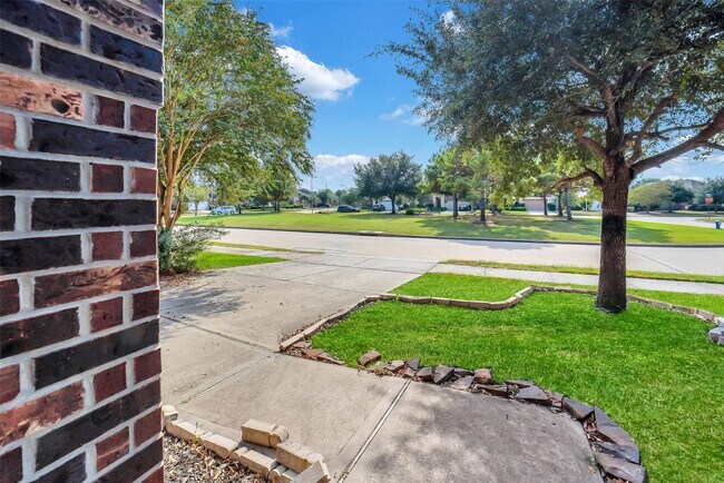 Building Photo - 28514 Jacob Bend Dr