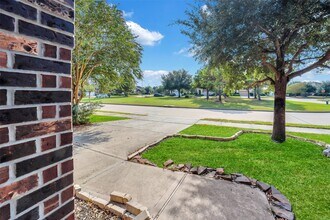 Building Photo - 28514 Jacob Bend Dr