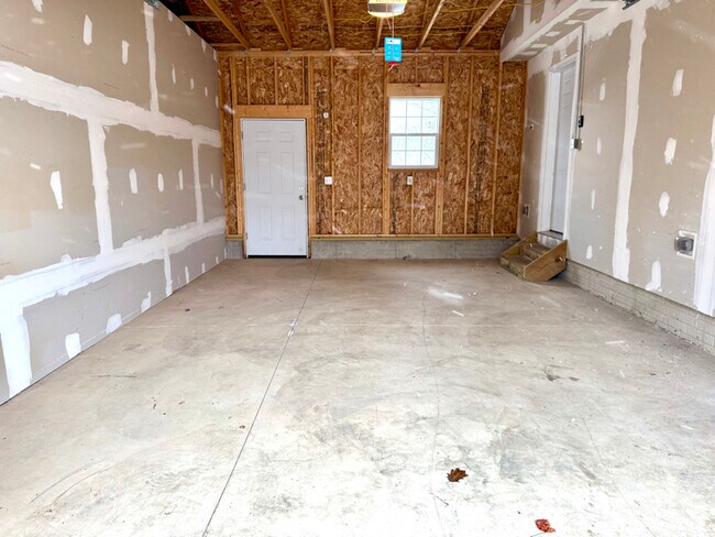 Foto del edificio - 79 Old State Rd S