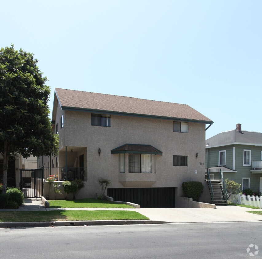 Primary Photo - 606 E Santa Anita Ave