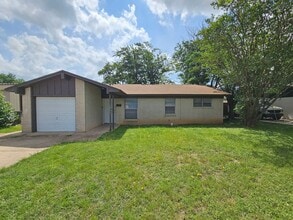 Building Photo - 1504 S W S Young Dr