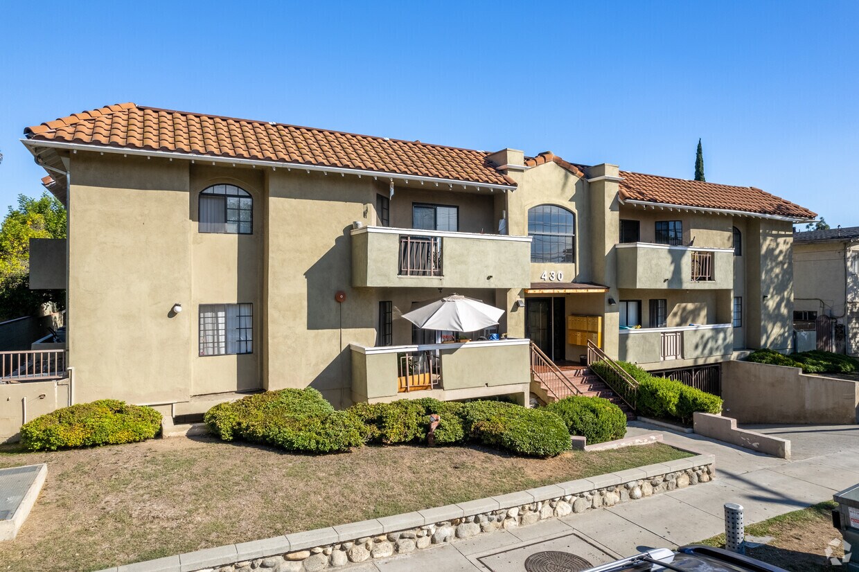 Foto principal - 430 N Chester Ave