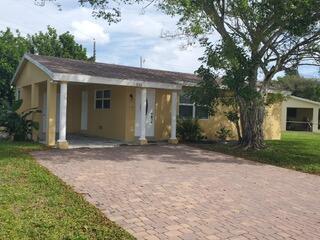 Foto principal - 516 NW 8th Ct
