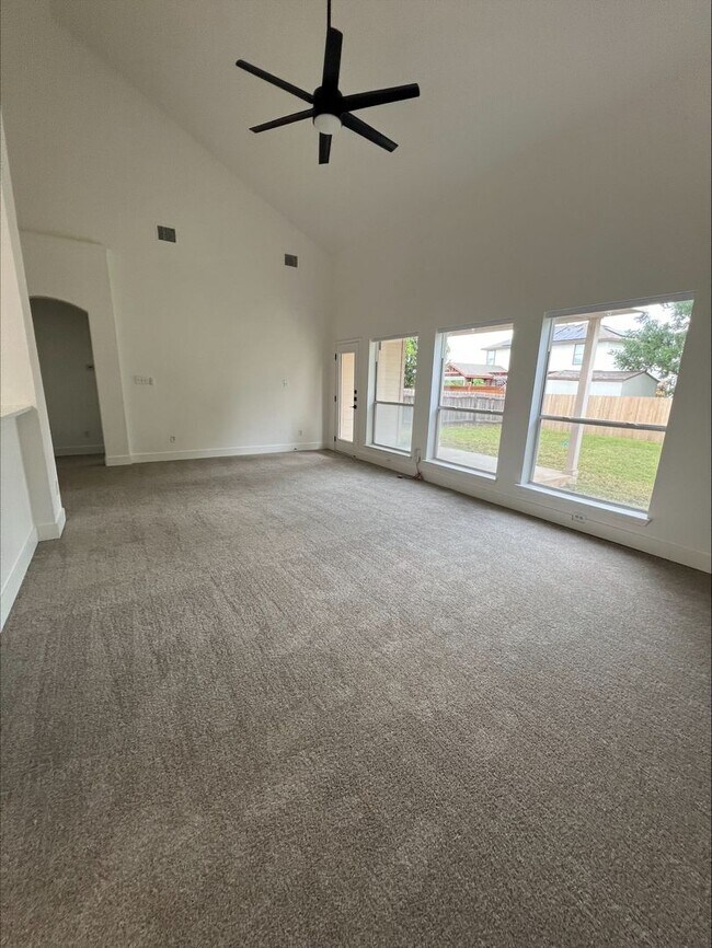 Building Photo - June Rent Free! 4 Bedroom Home in Villages...