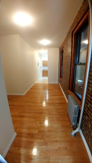 Primary Photo - 519 9th Ave