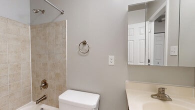 Interior Photo - Arbor Park of Alexandria