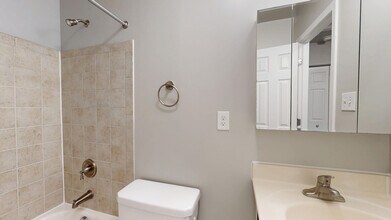 Interior Photo - Arbor Park of Alexandria