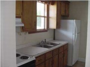 Foto del edificio - 43 Rose Ln