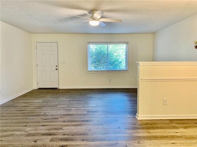 Foto del edificio - 322 Powder Springs St